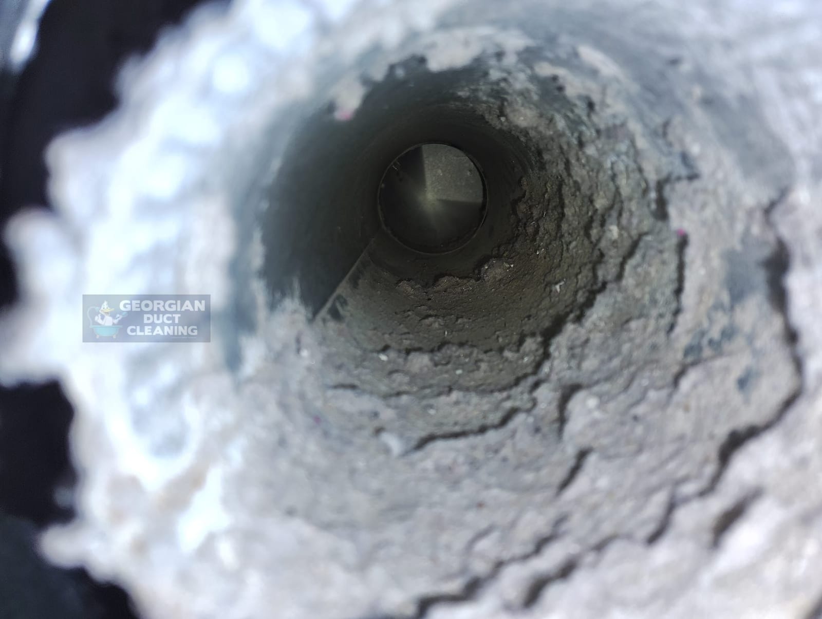 Dirty duct before cleaning