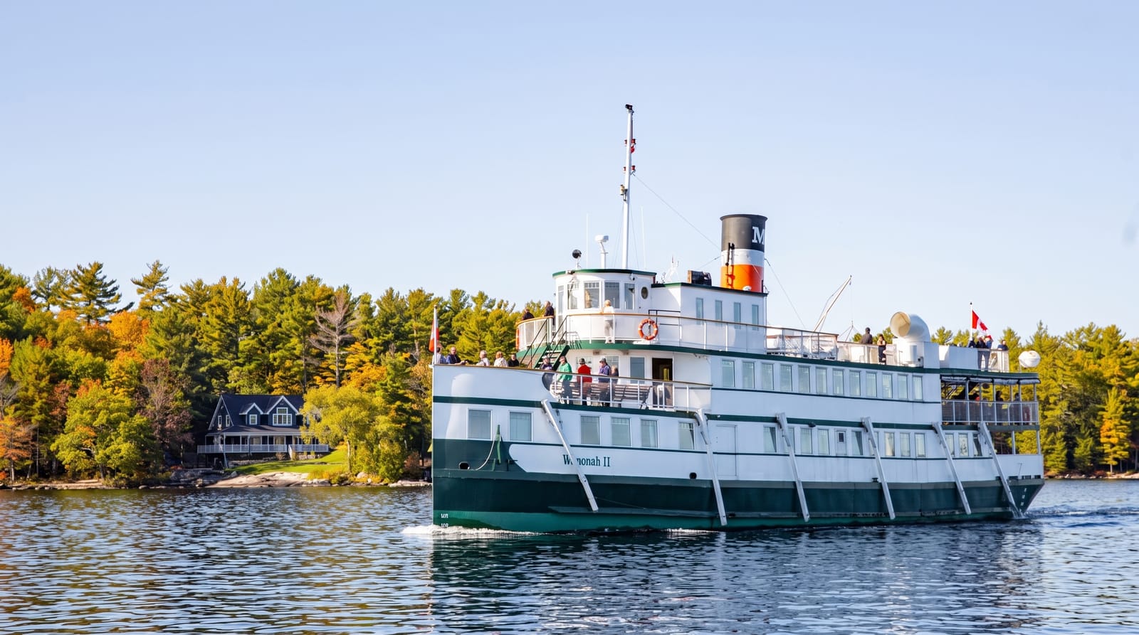 Scenic view of Gravenhurst, Ontario